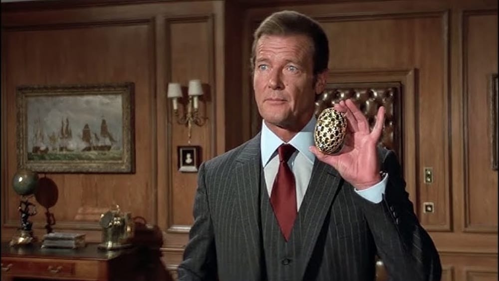 The Five Spot: Tarantino Yapping, A Bejeweled Egg Fiasco, And A RoboCop Statue